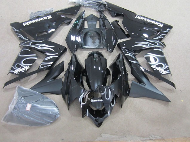 2003-2005 Black with White Flame ZX10R Motorcycle Fairings